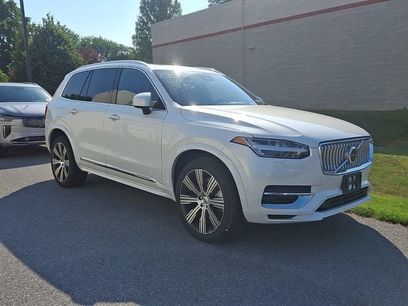 Certified 2024 Volvo XC90 T8 Ultimate w/ Lounge Package