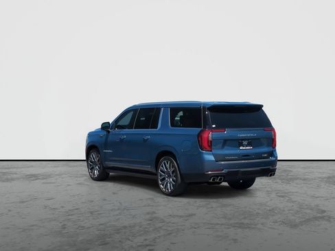 Used 2025 GMC Yukon XL Denali Ultimate AWD/4WD image 6