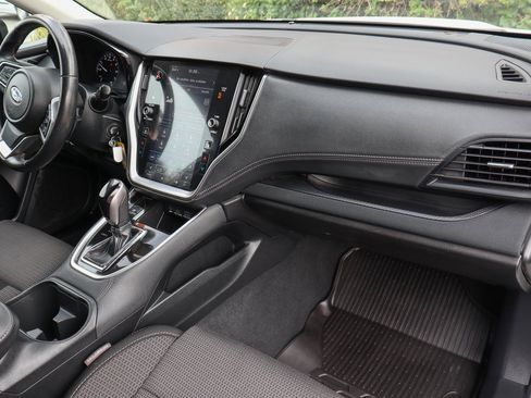 Used 2023 Subaru Outback Premium image 32