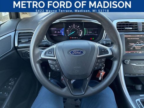 Used 2013 Ford Fusion SE image 26