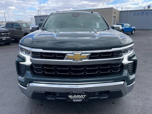Used 2025 Chevrolet Silverado 1500 LT AWD/4WD image 23
