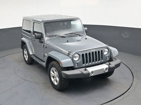 Used 2014 Jeep Wrangler Sahara w/ Connectivity Group AWD/4WD image 24