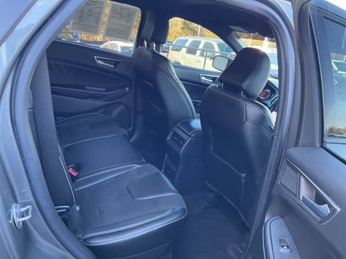 Used 2023 Ford Edge ST image 22