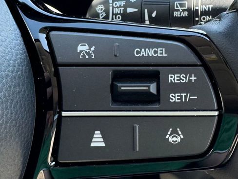 Used 2026 Honda HR-V EX-L image 26