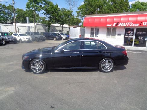 Used 2018 Mercedes-Benz E 400 4MATIC Sedan w/ Premium 1 Package image 2