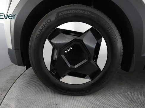Used 2026 Kia EV9 Light RWD image 19