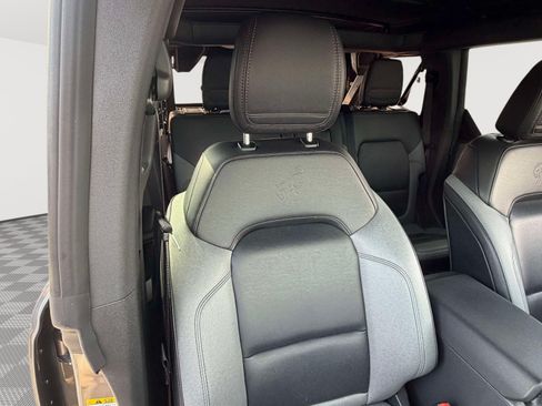 Used 2024 Ford Bronco Black Diamond AWD/4WD image 28