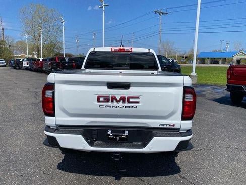 New 2026 GMC Canyon AT4 AWD/4WD image 4