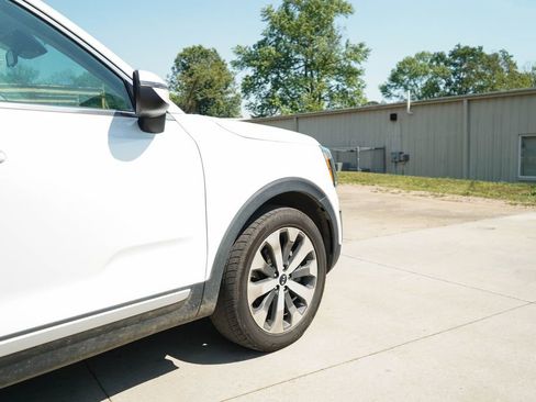 Used 2021 Kia Telluride S image 12