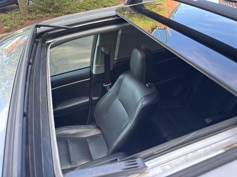Used 2016 Toyota Highlander Limited Platinum AWD/4WD image 30