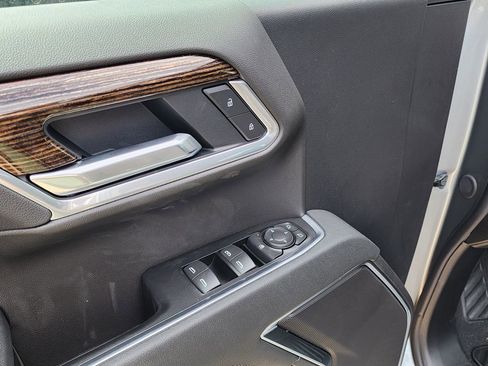 New 2026 GMC Sierra 1500 Elevation image 15