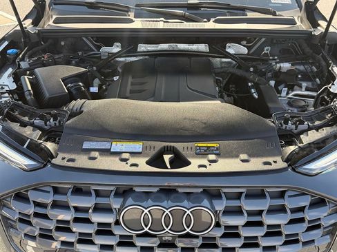 Used 2025 Audi Q5 Prestige AWD/4WD image 42