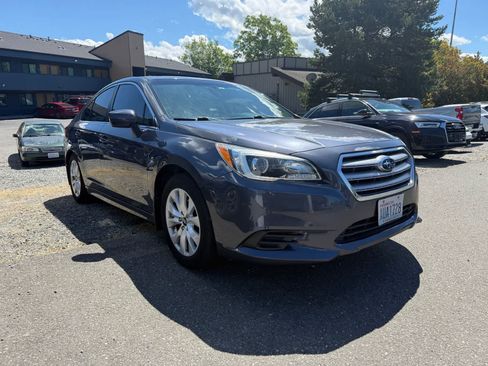Used 2015 Subaru Legacy 2.5i Premium w/ Moonroof Package AWD/4WD image 4