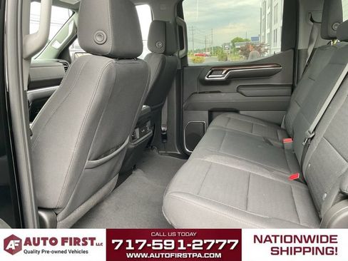 Used 2024 Chevrolet Silverado 1500 LT w/ Z71 Off-Road Package AWD/4WD image 11