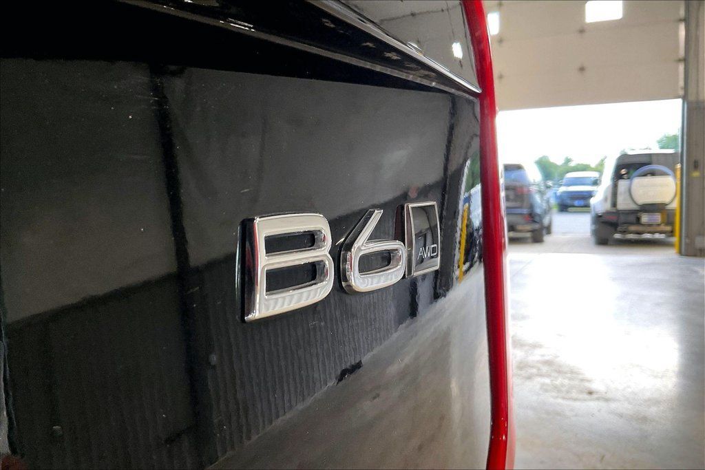 Certified 2024 Volvo XC90 B6 Plus AWD/4WD image 25