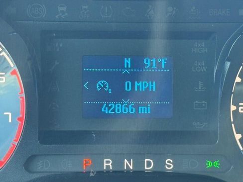 Used 2019 Ford Ranger XL w/ Equipment Group 101A Mid RWD image 21