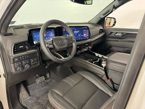 Used 2025 Chevrolet Tahoe RST w/ RST Capability Package image 11