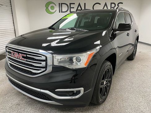 Used 2018 GMC Acadia SLT image 1