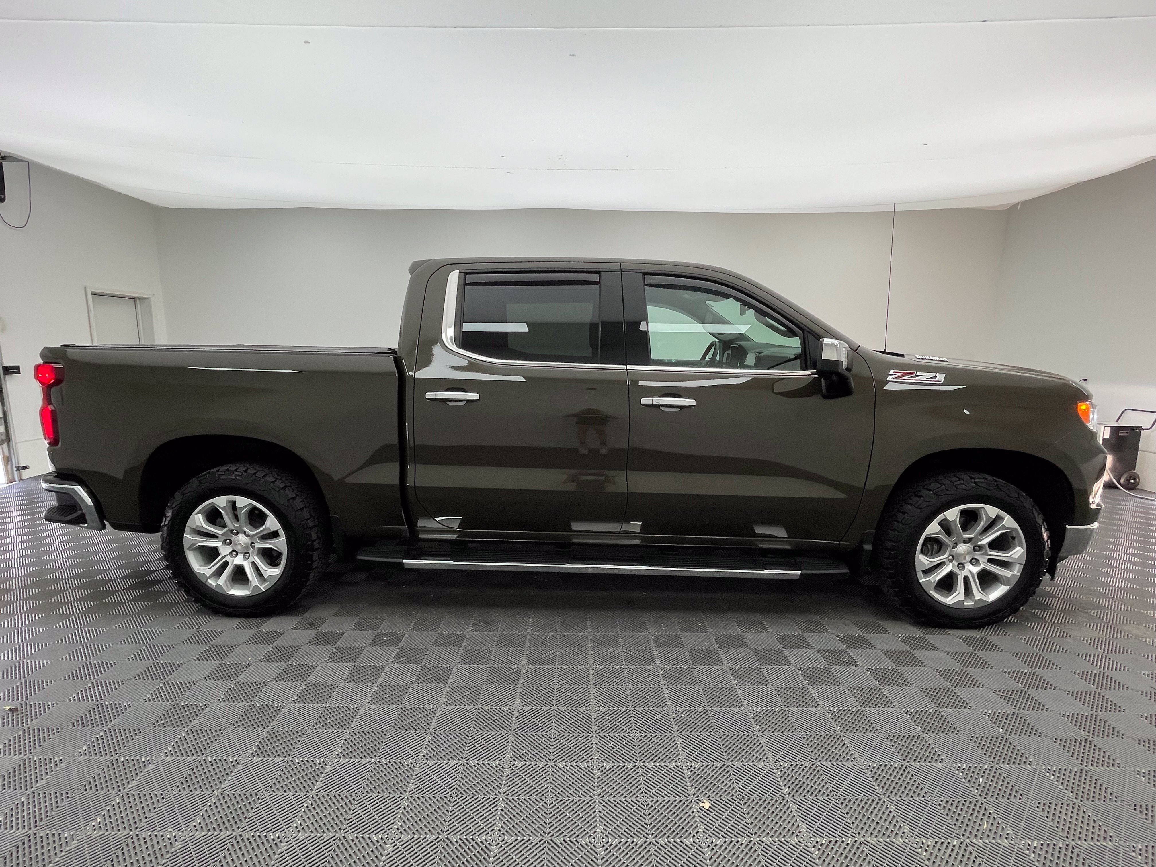 Used 2023 Chevrolet Silverado 1500 LTZ AWD/4WD image 6