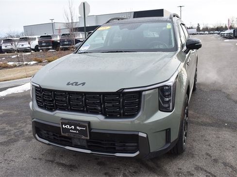 Certified 2025 Kia Sorento SX image 7