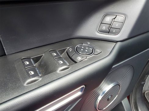 Used 2021 Ford Expedition Platinum image 27