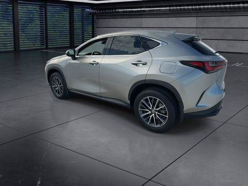 Certified 2025 Lexus NX 250 FWD w/ Accessory Package (K3) image 6
