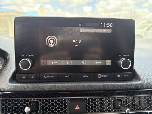 Used 2025 Honda Civic Sport image 3