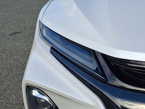 Certified 2023 Chevrolet Blazer RS w/ Driver Confidence II Package image 9