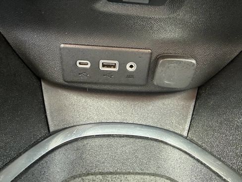 Used 2021 Chevrolet Malibu LT w/ Midnight Edition FWD image 22