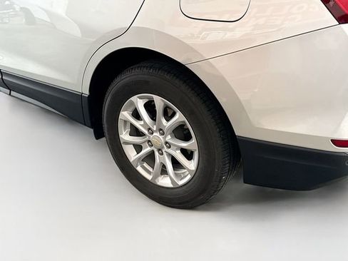 Used 2019 Chevrolet Equinox LT FWD image 30