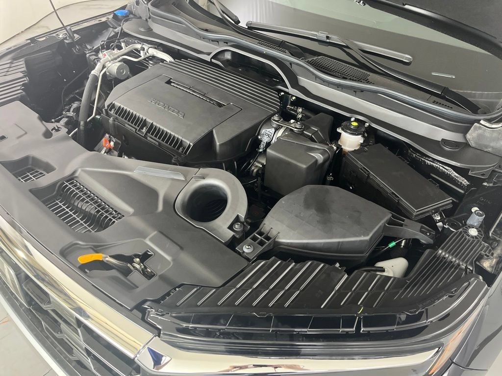 New 2026 Honda Pilot Touring image 12