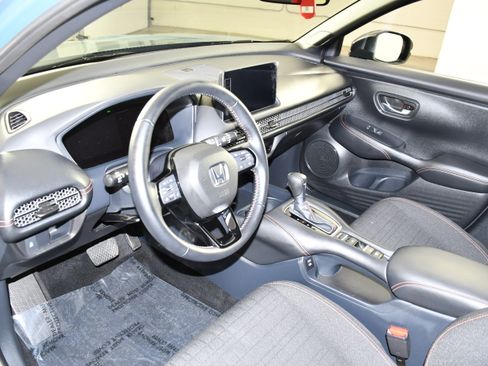 Used 2026 Honda HR-V Sport image 2