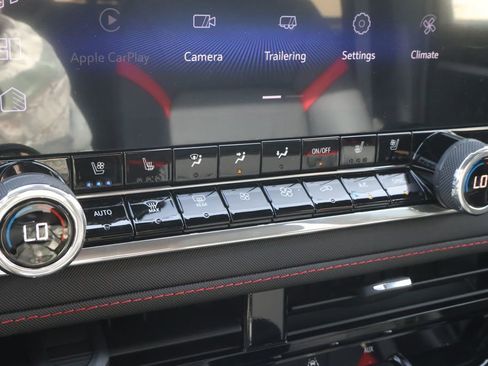 New 2026 Chevrolet Colorado Z71 w/ Technology Package AWD/4WD image 29