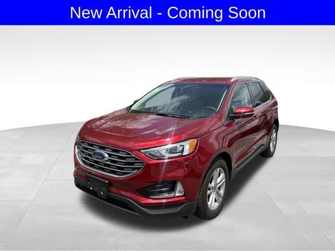 Used 2019 Ford Edge SEL w/ Equipment Group 201A image 2