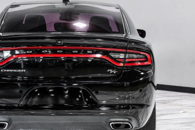 Used 2018 Dodge Charger R/T RWD image 47