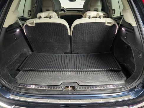 Used 2024 Volvo XC90 T8 Ultimate w/ Protection Package Premier AWD/4WD image 13