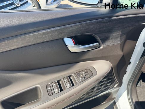 Used 2020 Hyundai Santa Fe SEL w/ Convenience + Premium Package FWD image 11