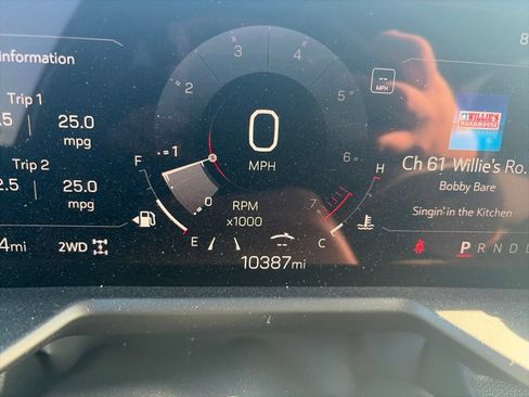 Used 2025 GMC Acadia Elevation w/ Elevation Premium Package AWD/4WD image 26