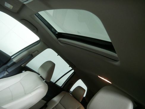 Used 2022 Honda Pilot EX-L image 11