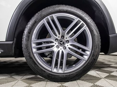 Used 2022 Mercedes-Benz GLS 450 4MATIC image 45