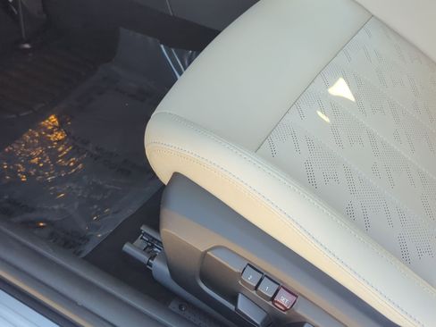 Used 2025 MINI Cooper S image 17