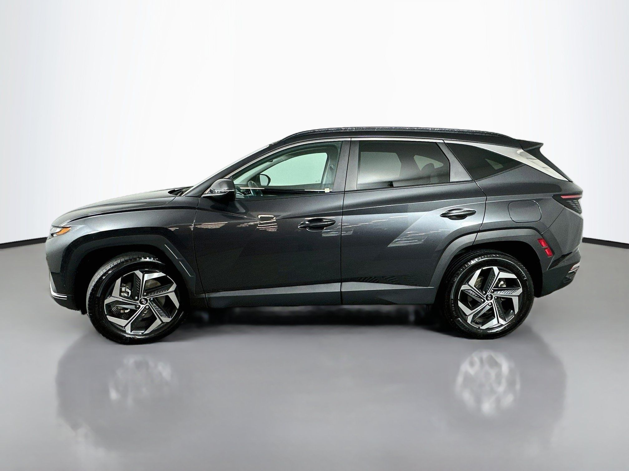Certified 2024 Hyundai Tucson SEL w/ Convenience Package AWD/4WD image 4