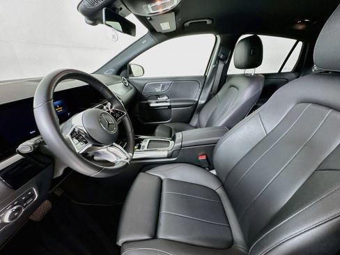 Certified 2025 Mercedes-Benz GLA 250 image 21