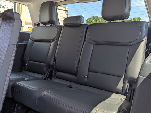 Certified 2025 Ford Expedition Active RWD image 18