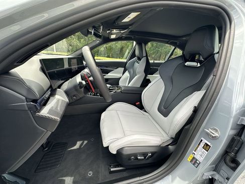 New 2026 BMW M5 Base w/ Executive Package image 13