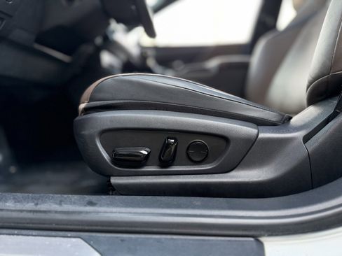 Used 2022 Lexus ES 350 w/ Premium Package image 27