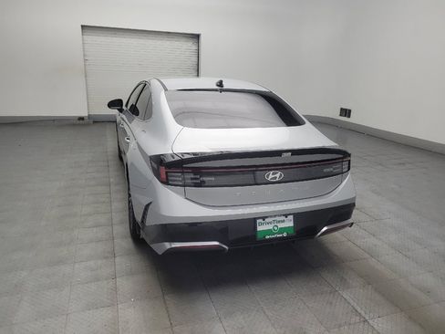 Used 2025 Hyundai Sonata SEL FWD image 6