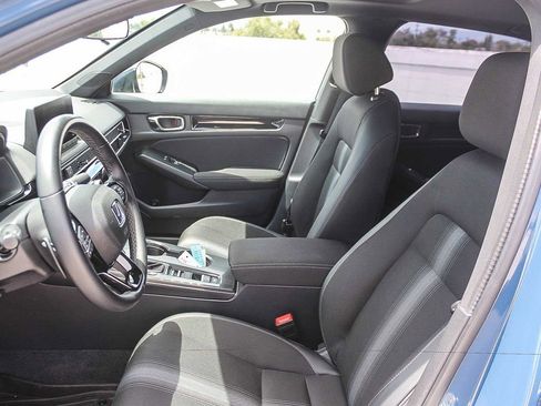 Certified 2025 Honda Civic Sport image 18