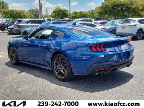 Used 2024 Ford Mustang GT Premium RWD image 6