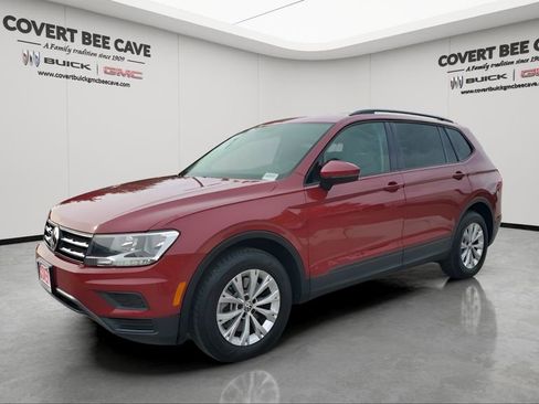 Used 2019 Volkswagen Tiguan S image 3